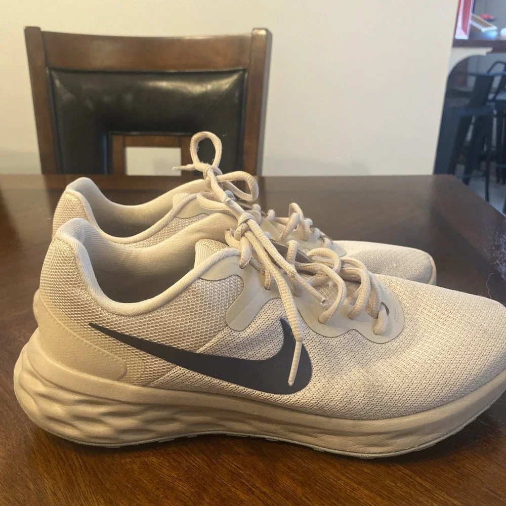 Nike Revolution 6 Next Nature White‎ Sneakers DC3728-101 Men's 9.5